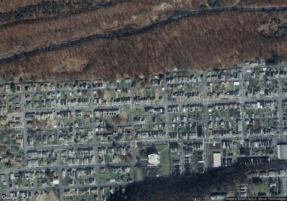 1335 W Walnut St, Coal Township, PA 17866 - photo 1