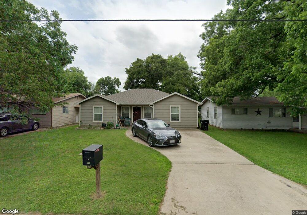 1012 W Florence St, Denison, TX 75020 - photo 1