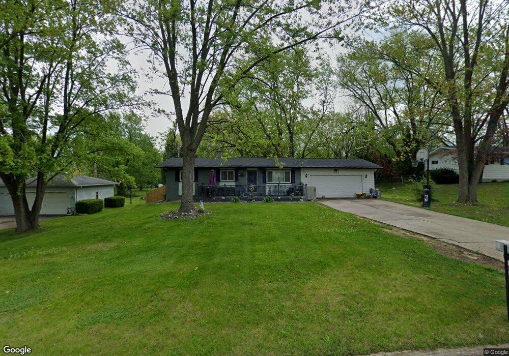 1472 Westerrace Dr, Flint, MI 48532 - photo 1