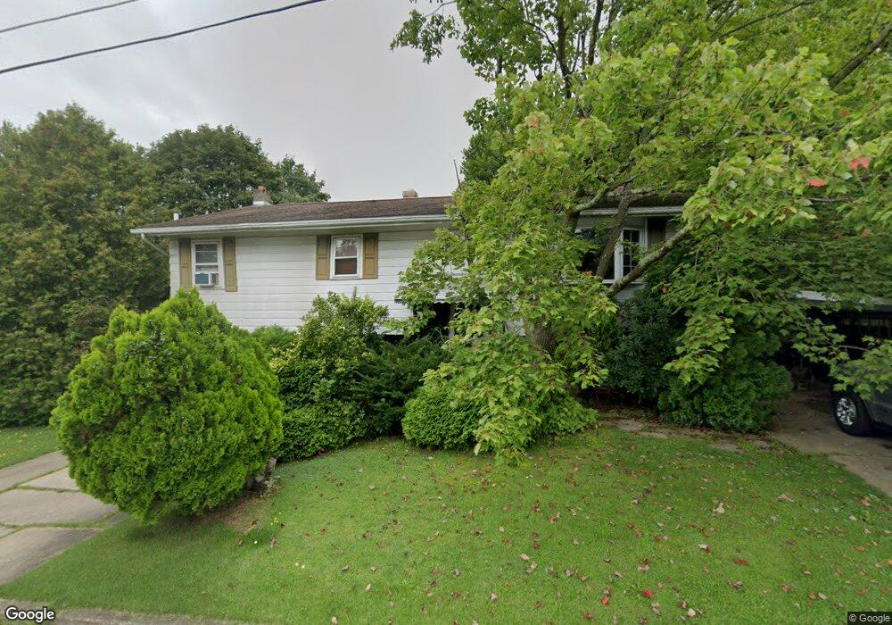 945 Perry Ct, Hazleton, PA 18201 - photo 1