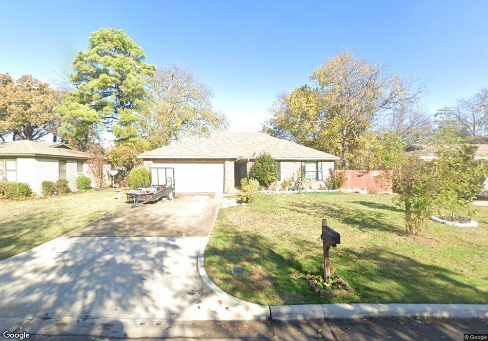 349 Bedford Ct E, Bedford, TX 76022 - photo 1