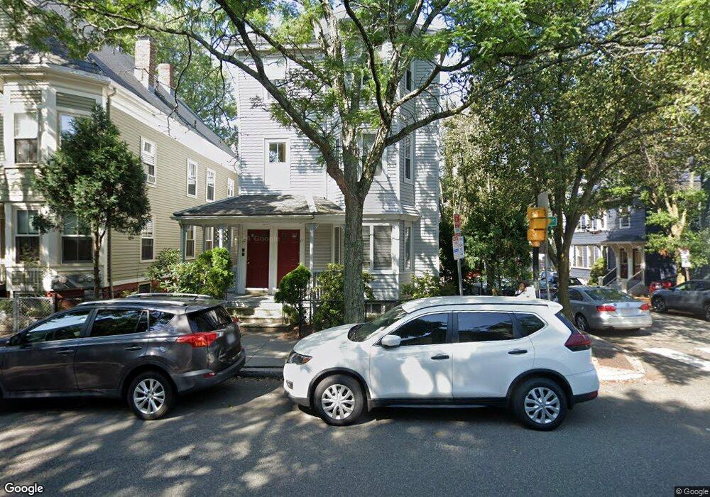 79 Putnam Ave unit 3, Cambridge, MA 02139 - photo 1