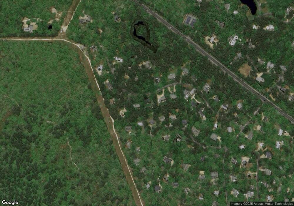 18 Mockingbird Dr, Edgartown, MA 02539 - photo 1