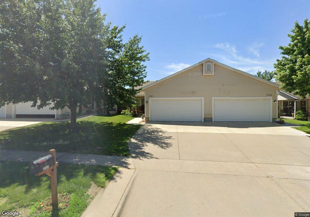 3707 SW 36th St, Topeka, KS 66614 - photo 1