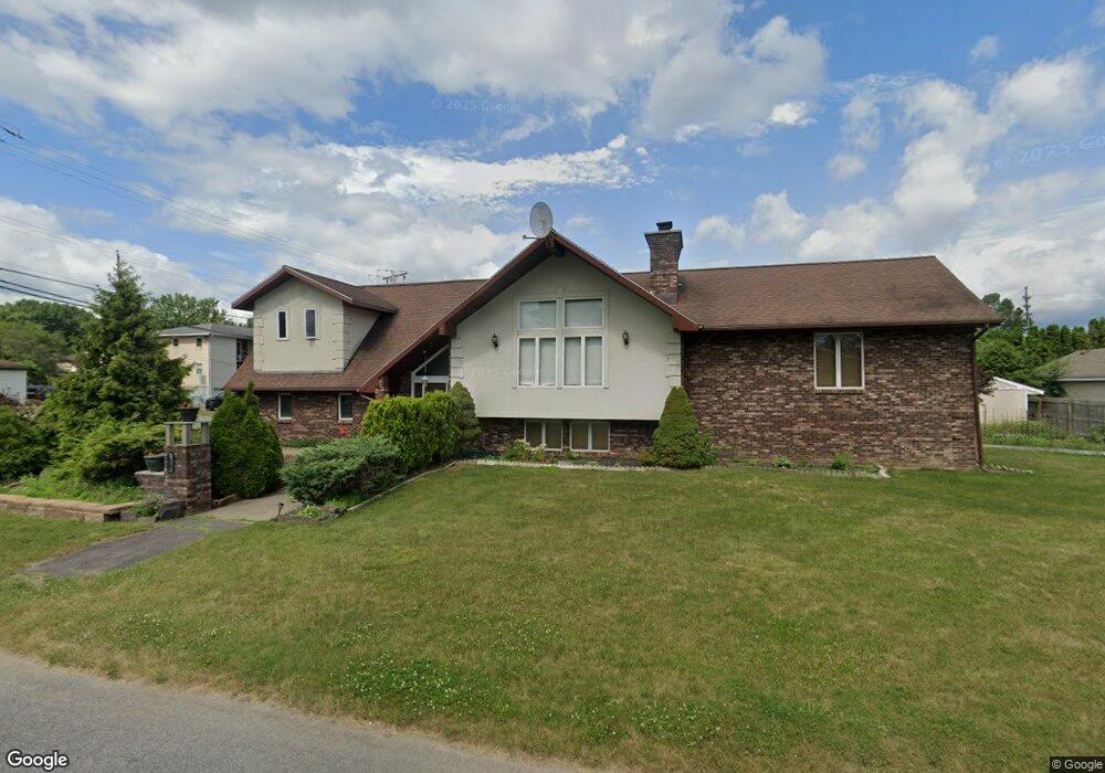 1338 Floral Ave, Schenectady, NY 12306 - photo 1