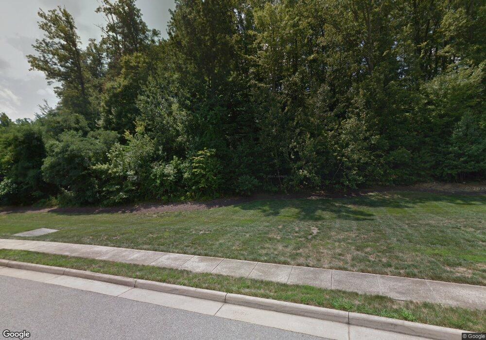 2835 Burrough Hill Ln, Woodbridge, VA 22191 - photo 1