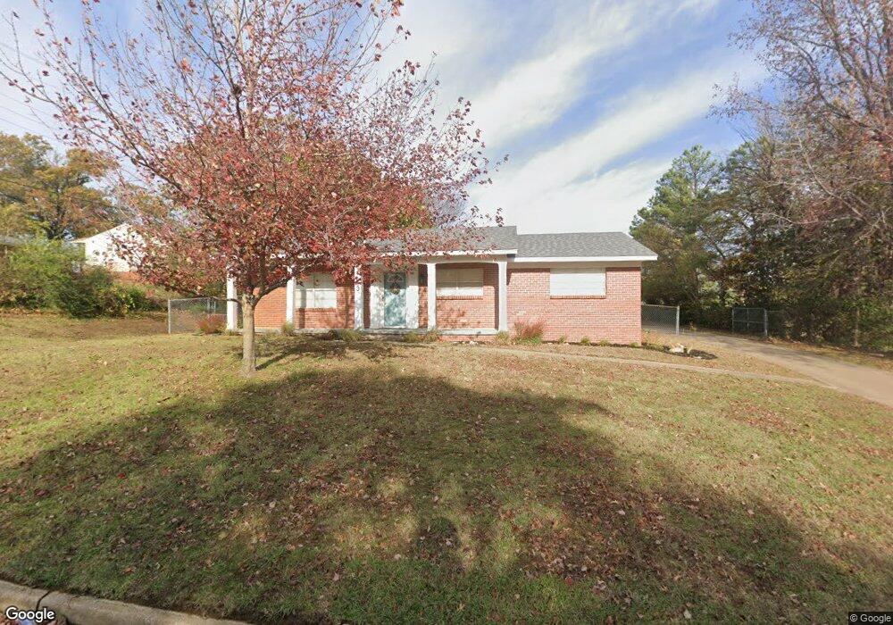 600 Elmwood Dr, Cleveland, OK 74020 - photo 1