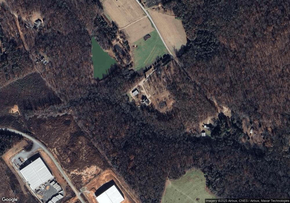 839 One Mile Ln, Carnesville, GA 30521 - photo 1