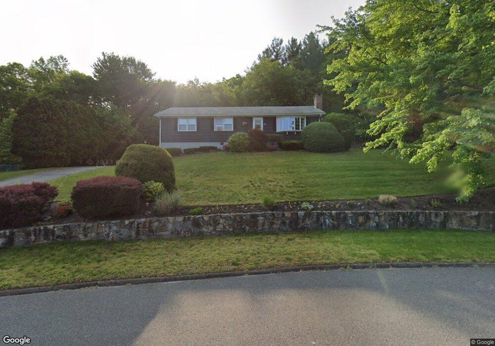 32 Tanager Ln, Trumbull, CT 06611 - photo 1