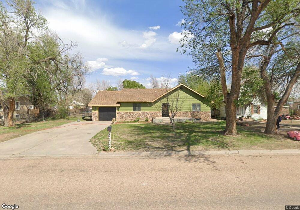 412 S Monroe St, Hugoton, KS 67951 - photo 1