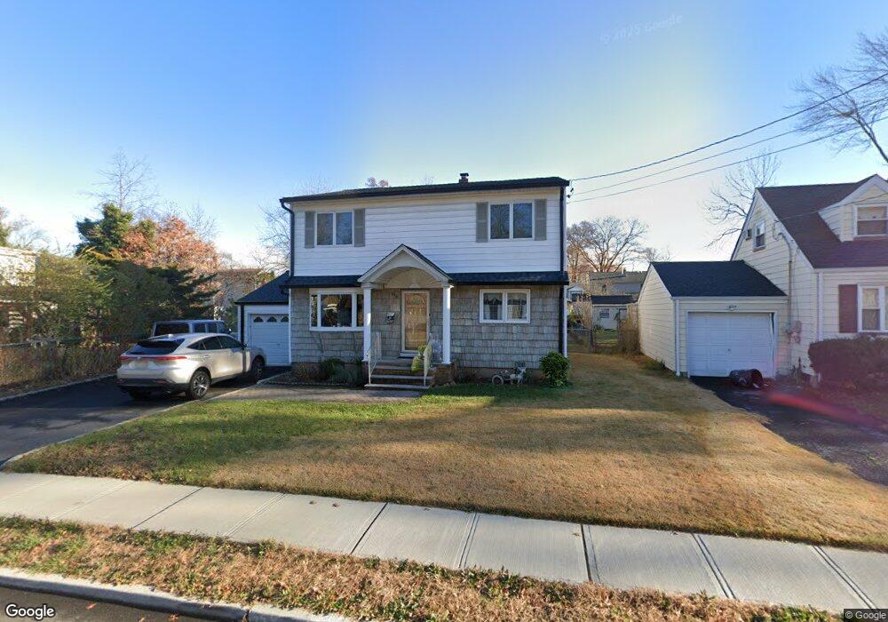 835 Pinewood Rd, Union, NJ 07083 - photo 1
