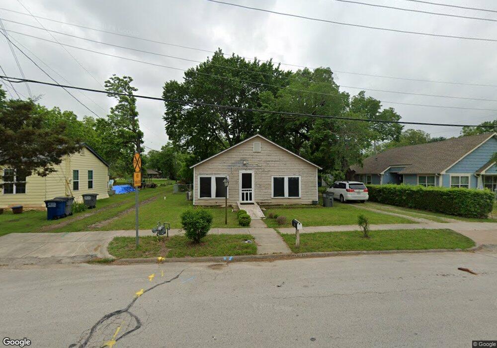 305 W Oak St, Wylie, TX 75098 - photo 1