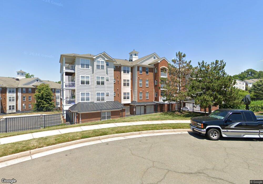 9700 Elzey Place unit 2, Manassas Park, VA 20111 - photo 1