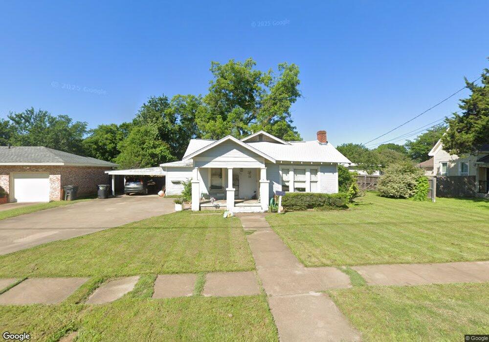 321 N Pendell Ave, Cleburne, TX 76033 - photo 1