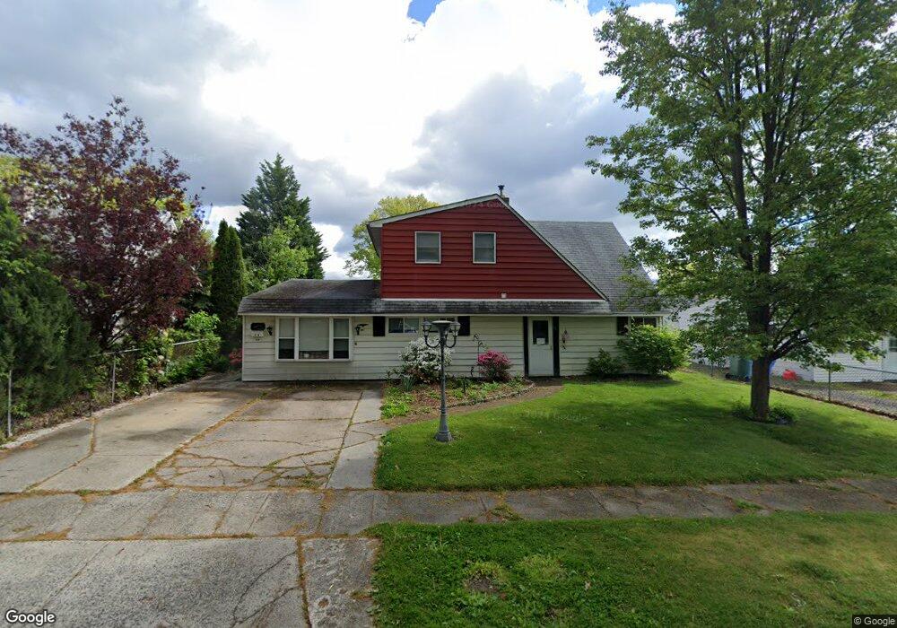 38 Rustleaf Ln, Levittown, PA 19055 - photo 1