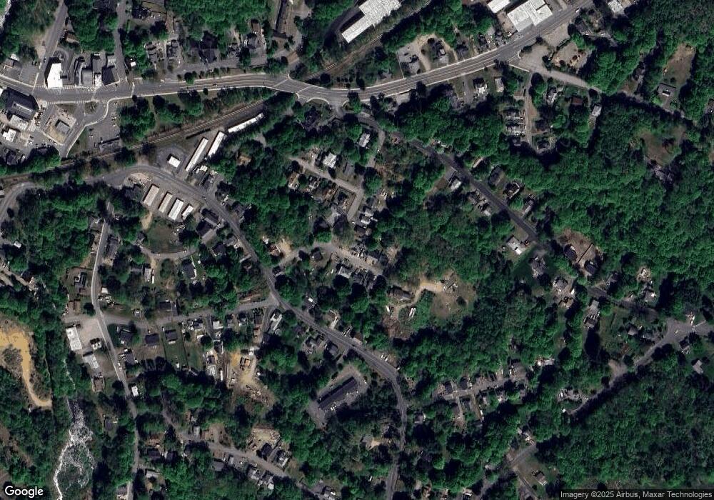 13 Carpenter St, Warren, MA 01083 - photo 1