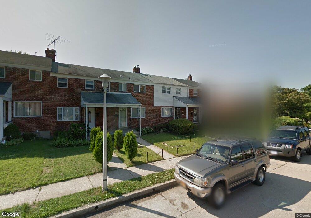 651 Queensgate Rd, Baltimore, MD 21229 - photo 1