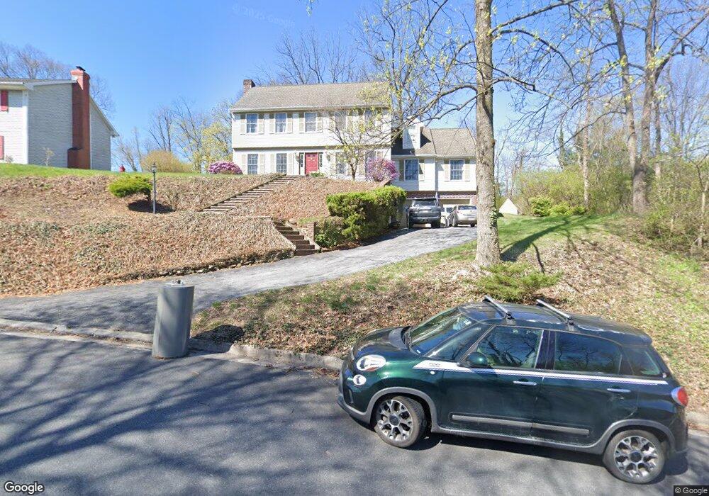 11 Dogleg Dr, Reading, PA 19606 - photo 1