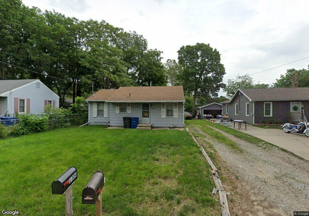 1305 E 36th Ct, Des Moines, IA 50317 - photo 1