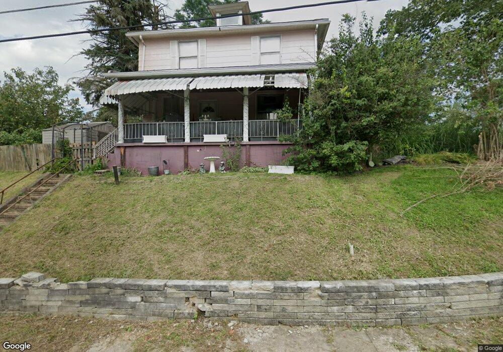 156 Locust St, Muse, PA 15350 - photo 1