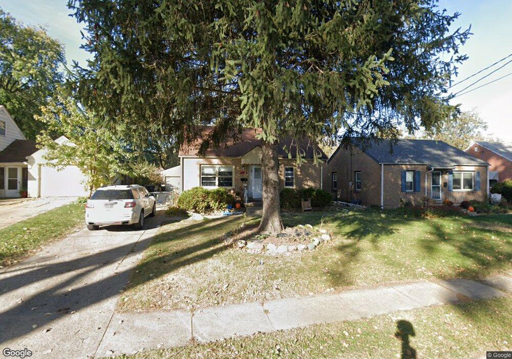 2208 53rd St, Des Moines, IA 50310 - photo 1