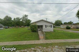 803 S Cockrum St, Sesser, IL 62884