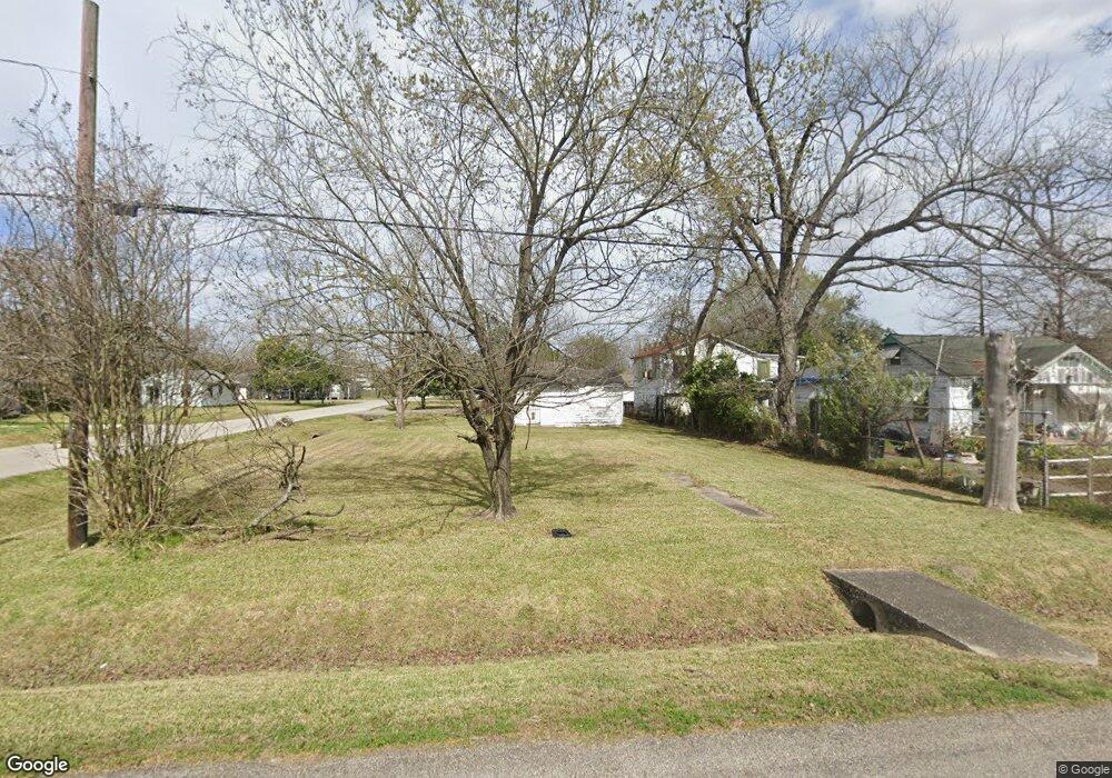 3901 Linder St, Houston, TX 77026 - photo 1