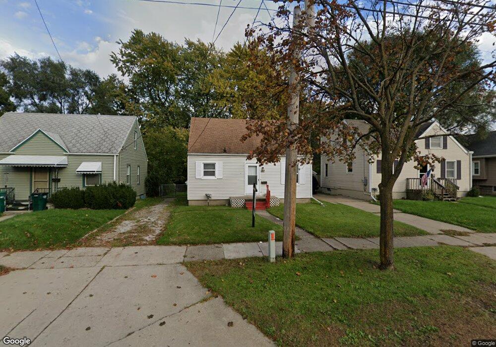 1819 S Martin Luther King jr Blvd, Lansing, MI 48910 - photo 1