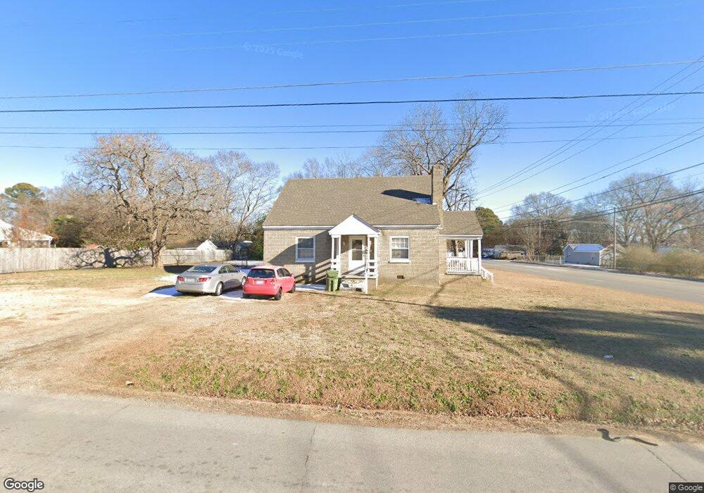 934 Oakley Ave, Roanoke Rapids, NC 27870 - photo 1