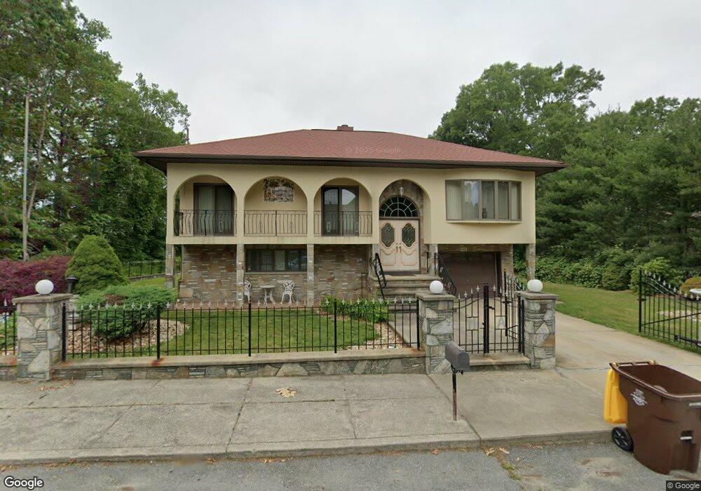 168 N Ogden St, Fall River, MA 02723 - photo 1