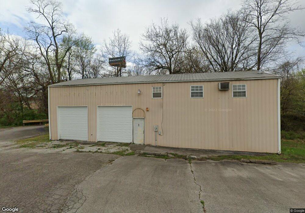 751 Old Hausfeldt Ln, New Albany, IN 47150 - photo 1