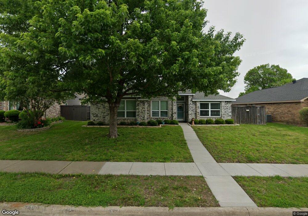 102 N Carriage House Way, Wylie, TX 75098 - photo 1