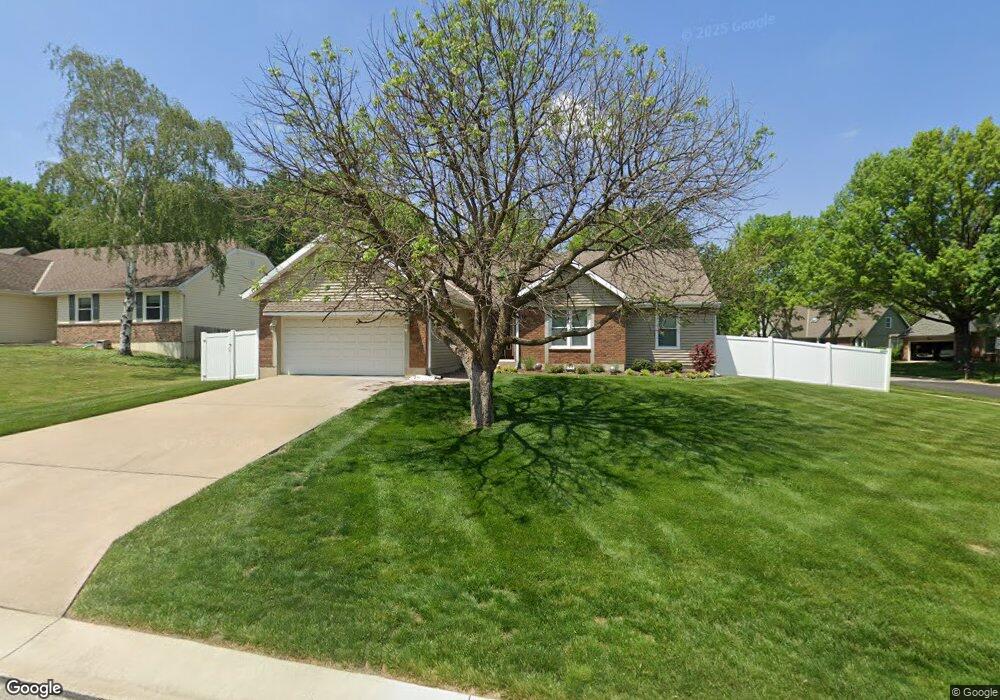10550 Bradshaw St, Lenexa, KS 66215 - photo 1