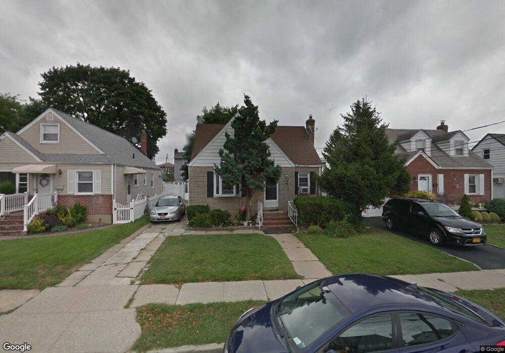 23 Grange St, Franklin Square, NY 11010 - photo 1