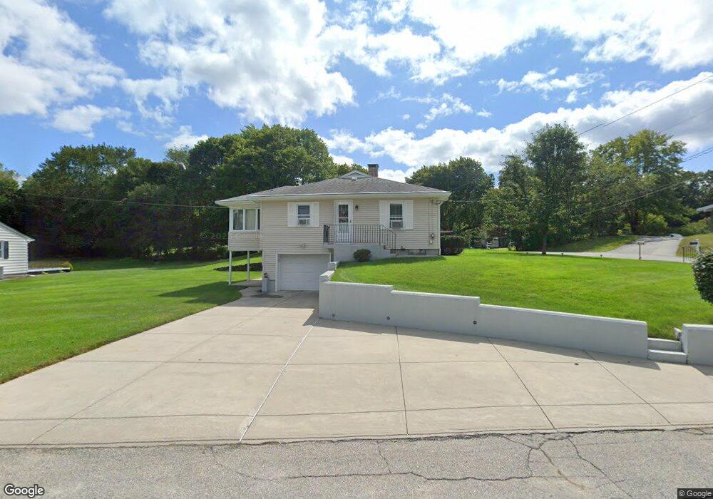 2 Barway Ln, Cumberland, RI 02864 - photo 1