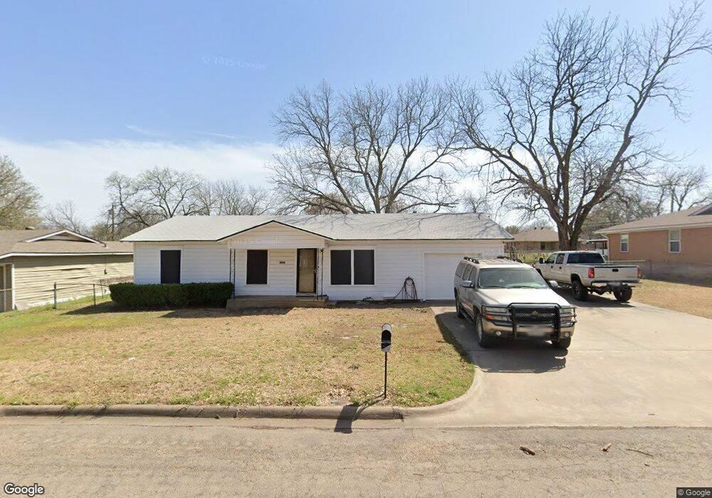 1007 Turner St, Cleburne, TX 76033 - photo 1
