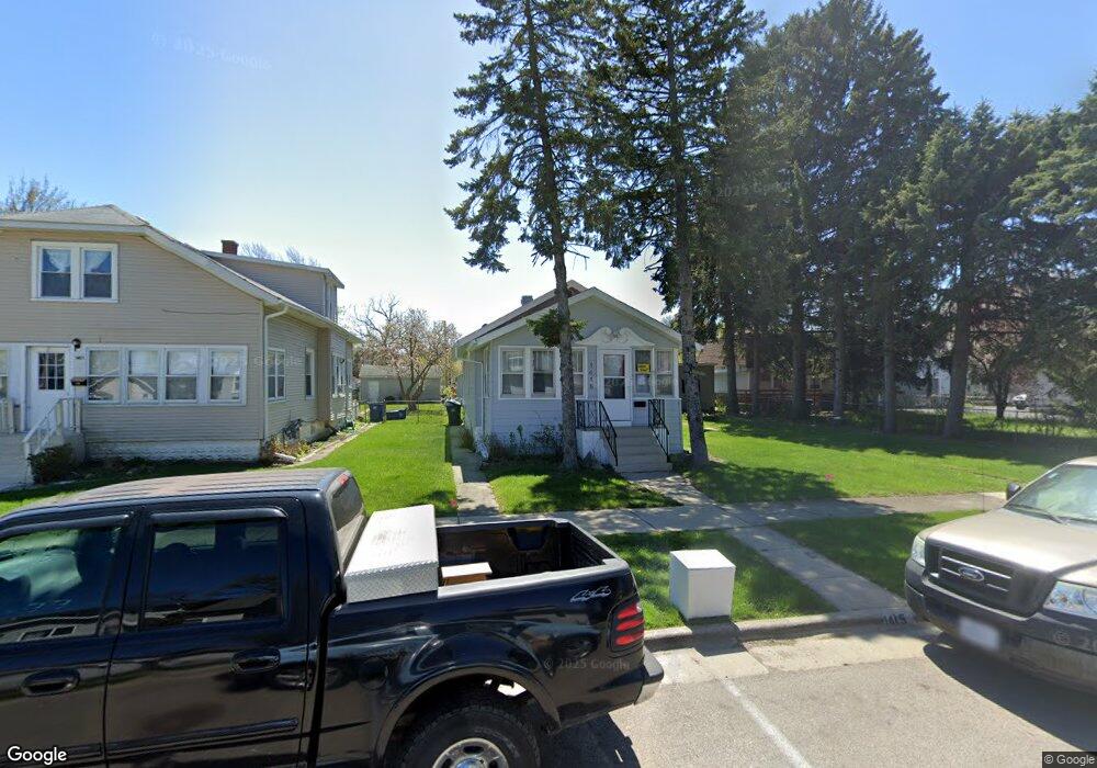 1415 Laurel Ave, Waukegan, IL 60085 - photo 1