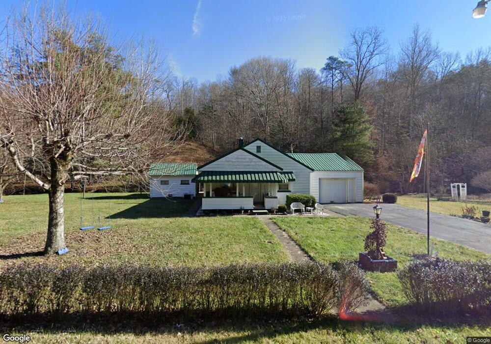 626 Disterdick Ln, Ironton, OH 45638 - photo 1