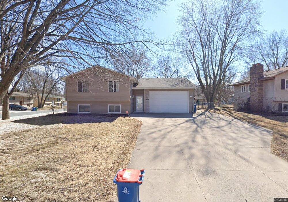 10301 108th Place N, Maple Grove, MN 55369 - photo 1