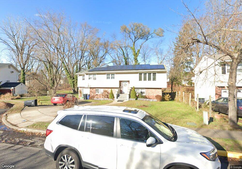 13 Gallagher Ct, Bergenfield, NJ 07621 - photo 1