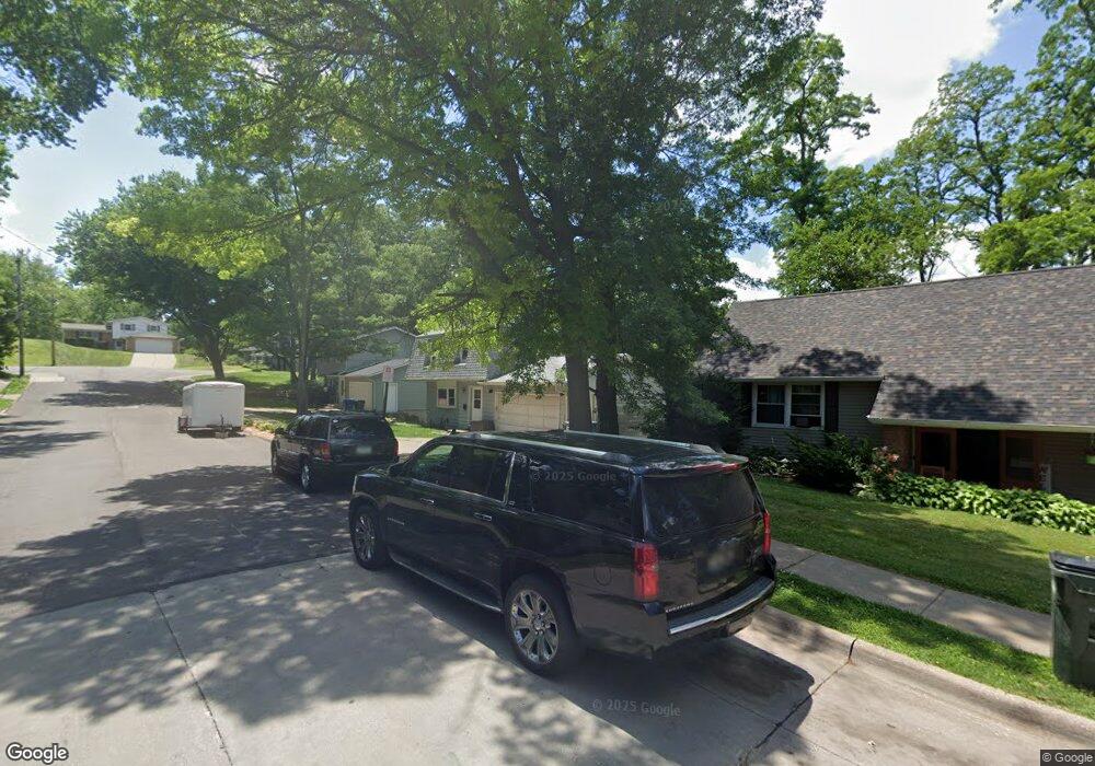 632 Cherokee Ct, Davenport, IA 52804 - photo 1