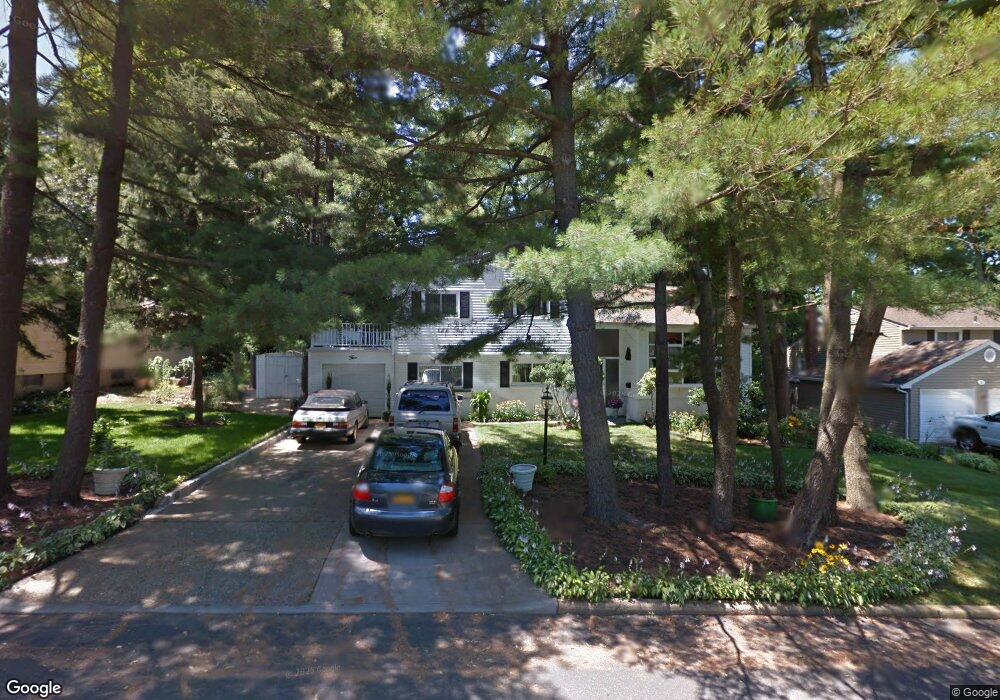 5 Barry Dr, Glen Cove, NY 11542 - photo 1