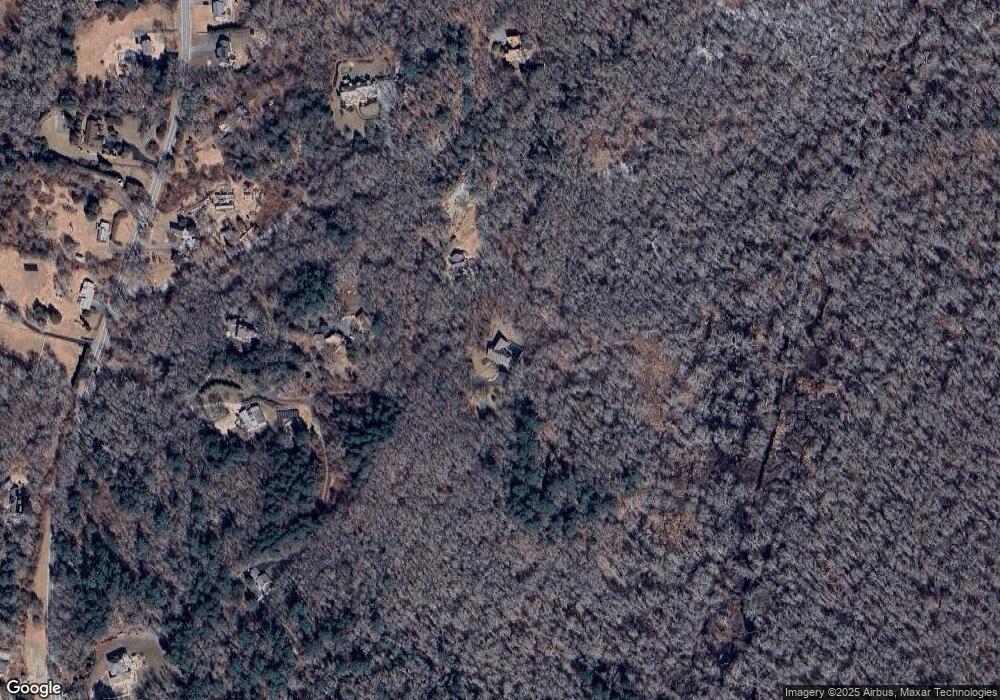 567 Chase Rd, North Dartmouth, MA 02747 - photo 1