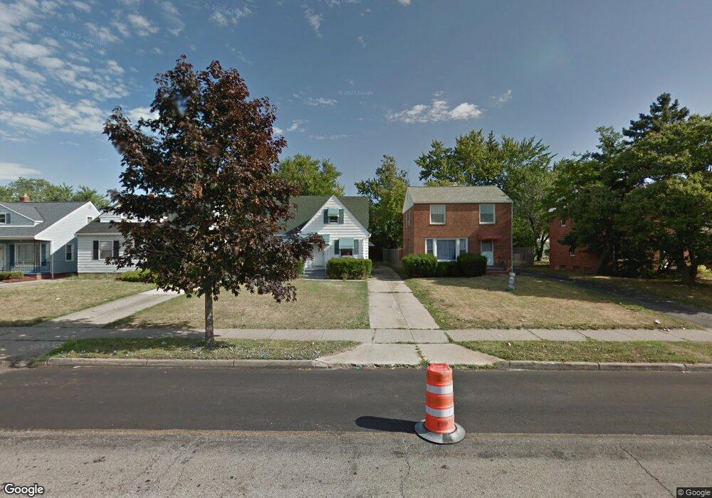 20019 Libby Rd, Maple Heights, OH 44137 - photo 1