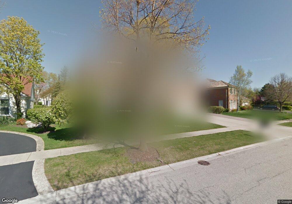 2325 Mohawk Ln, Glenview, IL 60026 - photo 1