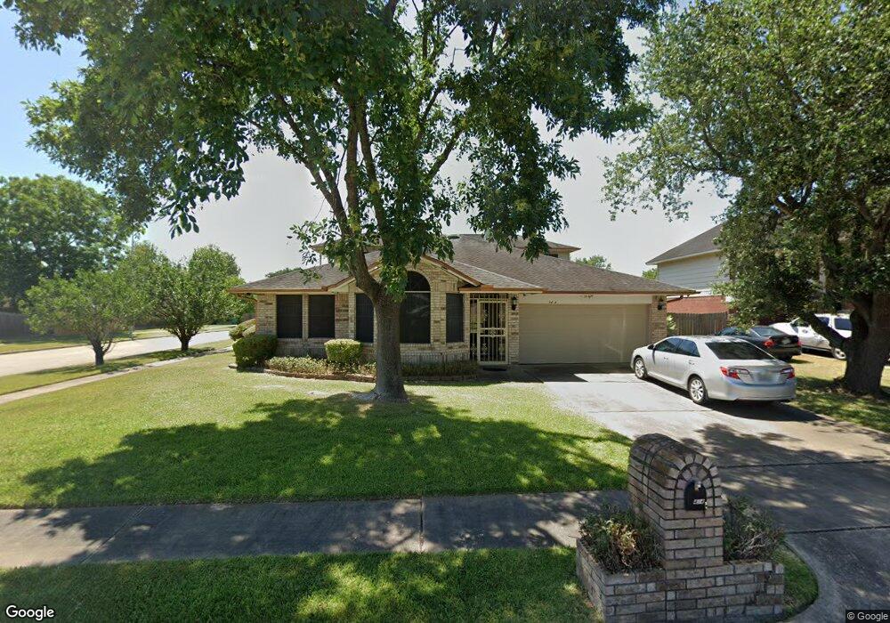9414 Tree Bridge St, Houston, TX 77075 - photo 1