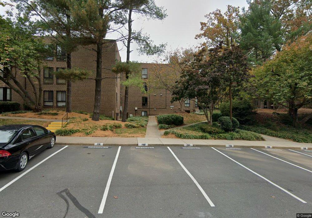 Chestnut Grove Condominiums unit 11256-344, Reston, VA 20190 - photo 1