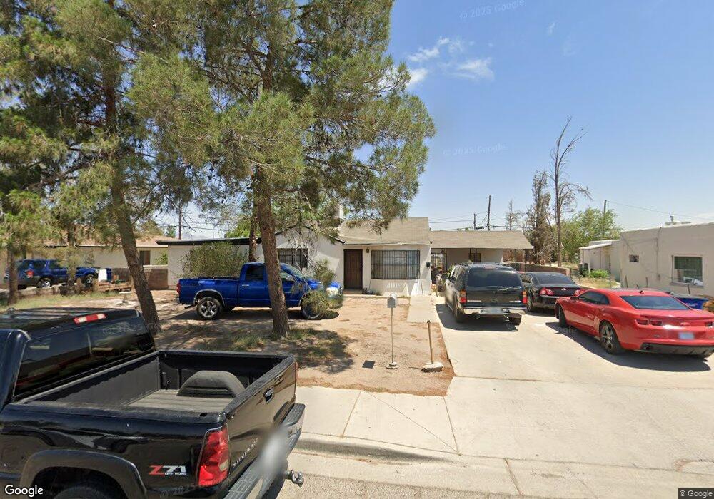 7905 La Jolla Dr, El Paso, TX 79915 - photo 1