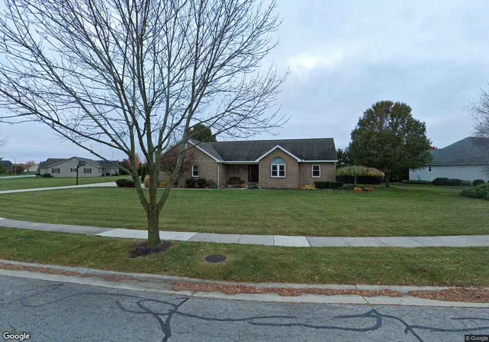 1605 Springfield Ave, Wapakoneta, OH 45895 - photo 1