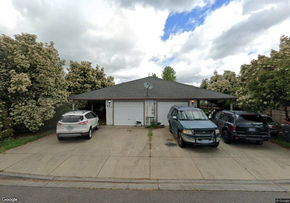 801 Columbine Way, Central Point, OR 97502 - photo 1